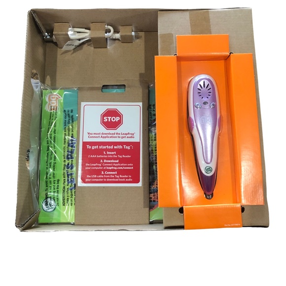 LeapFrog Tag Reading System Purple Stylus Pen with Activity Book New in Box NIB - Picture 3 of 9